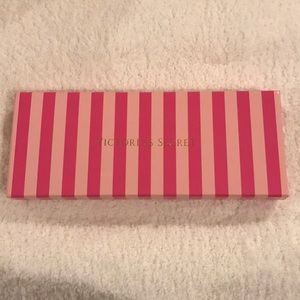 Never worn Victoria Secret gold bracelet